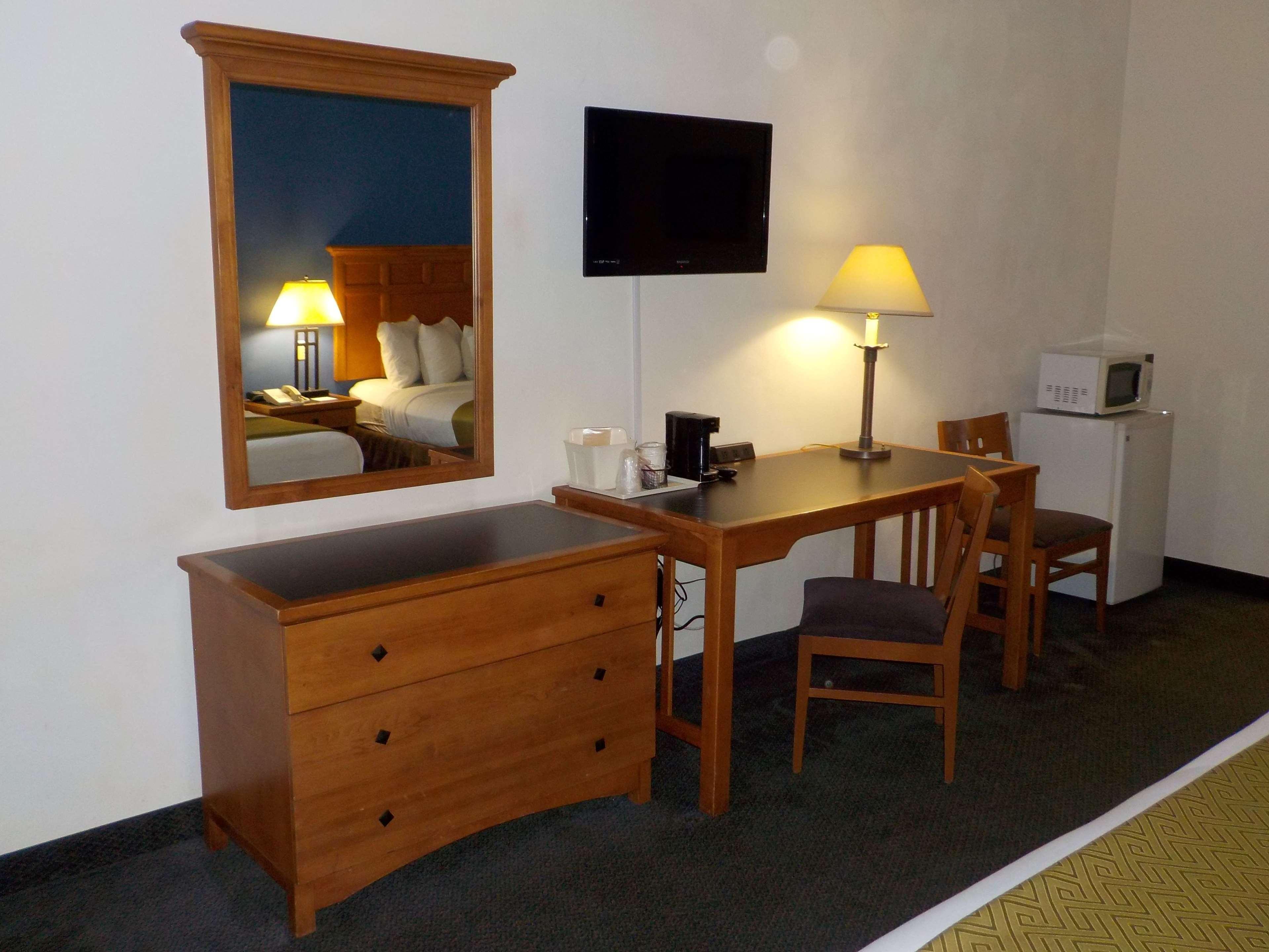 Surestay Hotel By Best Western Greenville Exteriör bild